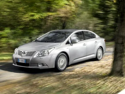 Toyota Presents the New Avensis: Built in Britain - Toyota Media Site