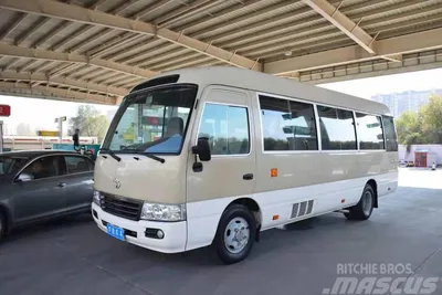 Китай Цена на мини-автобус Toyota Coaster с левым рулем Производители