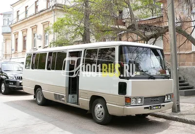 Автобус Toyota Coaster в аренду с водителем в Москве по НИЗКОЙ цене -  компания 1001 bus