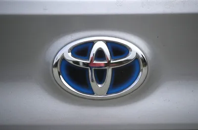 Toyota Logo 3D Model - FlatPyramid