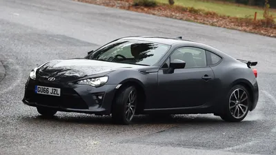 2019 Toyota 86 GT Manual Test Drive Review | AutoTrader.ca