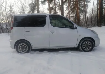 Отличный автомобиль! - Отзыв владельца автомобиля Toyota FunCargo 2001  года: 1.3 AT (88 л.с.) | Авто.ру