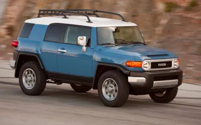 2013 Toyota FJ Cruiser Review, Ratings, Specs, Prices, and Photos - The Car  Connection