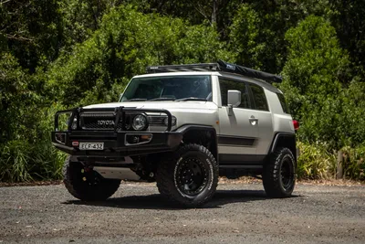 2014 Toyota FJ Cruiser Is Today's Bring a Trailer Auction Pick