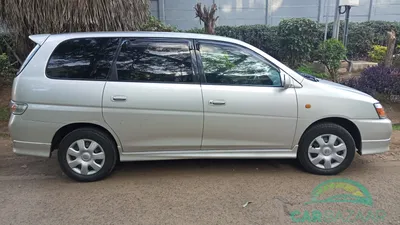 Toyota Gaia - Lima, Perú | Used cars from Japan are imported… | Flickr
