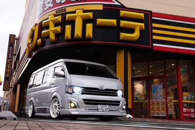 Toyota Hiace review: barn door brilliance - Driven Car Guide