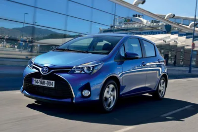 2015 Toyota Yaris: Quick Spin Photo Gallery