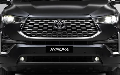 10 Awesome Facts About Toyota Innova Crysta - Galaxy Toyota