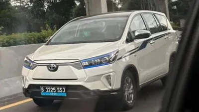 Toyota Innova EV Concept Debuts In Indonesia As An Electric Minivan |  Carscoops