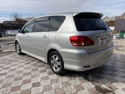 File:Toyota Ipsum (second generation) (front), Serdang.jpg - Wikimedia  Commons