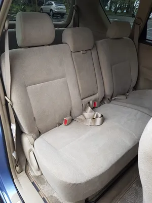 Toyota Ipsum - Seats 7