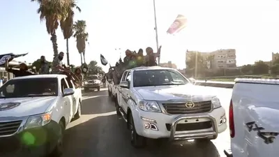 2008 Toyota Isis. Official car of tragic naming coincidences :  r/regularcarreviews