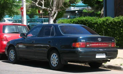 File:1993 Toyota Camry (SDV10) Executive sedan (2016-01-04) 02.jpg -  Wikipedia