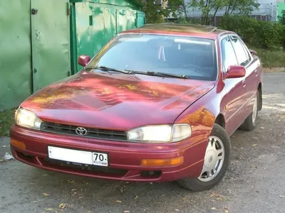 Toyota Camry 1994, 2.2 литра, Желаю всем здравия, механическая коробка,  кузов Седан, красный металлик, Томск, руль левый