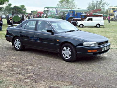 File:1994-1995 Toyota Camry Vienta (VDV10) CSX sedan (2011-04-02).jpg -  Wikipedia