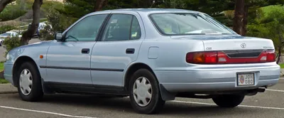 File:1994-1995 Toyota Camry (SDV10) CSi sedan (2011-06-15).jpg - Wikimedia  Commons