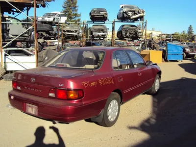 Купить Тойота Камри 1995 года в Уссурийске, 1.8 литра, механика, б/у,  комплектация 1.8 Lumiere, руль правый, седан, бензин