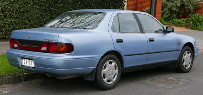 File:1997 Toyota Camry LE.jpg - Wikimedia Commons