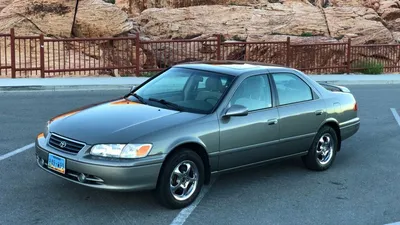 At $7,000, Is This Manual-Equipped 2000 Toyota Camry A Deal?