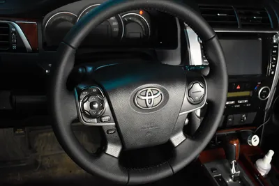 Меняем заезженный седан Toyota Camry на новый — ДРАЙВ