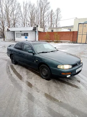 Японский седан, который хвалят. Сколько стоит Toyota Camry?