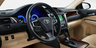 В России представили Toyota Camry Exclusive