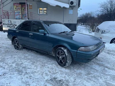 Тойота Карина 1991 в Благовещенске, Кузов для своих лет сохранился не плохо  не гнилой не ржавый, автомат AT, седан, бензин