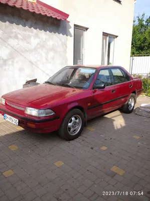Тойота Карина 1991 во Владивостоке, Машина в хорошем состоянии, Двигатель  4s-fe – простой и надежный, обмен, 1.8л., красный, универсал, автомат,  бензин