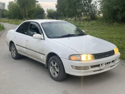 Продажа Тойота Карина 1993 года в Новосибирске, Карина в очень достойном  состояние, 12 лет в олниз руках, седан, бензин, автоматическая коробка  передач, привод передний