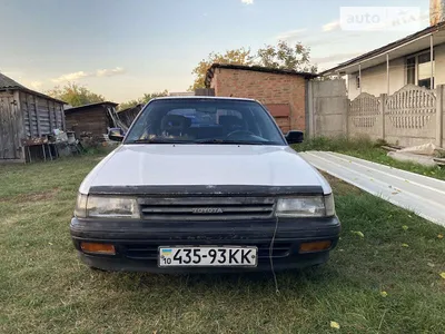 Купить Тойота Карина 1990 года в Бийске, Авто в хорошем состоянии, бу, с  пробегом 240000 км, АКПП, седан, передний привод