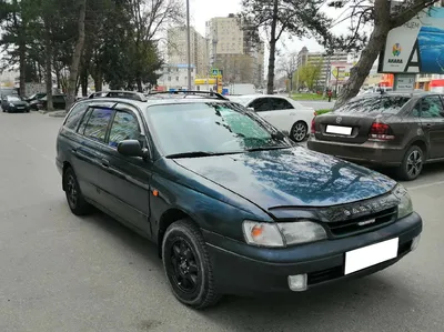 Тойота Карина Е 1997 года в Томске, Авто в Отс, масло не ест, от замены до  замены, коробка работает отлично, механика, 1.6 MT GLi, седан, бензин