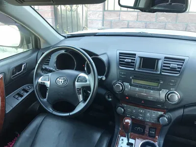 Тест-драйв Toyota Highlander 2021 года. Обзоры, видео, мнение экспертов на  Automoto.ua