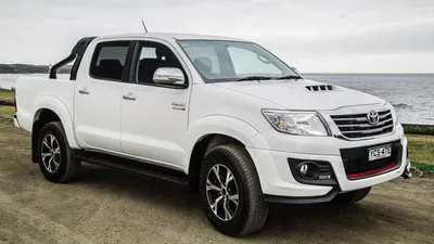 2015 Toyota HiLux Review: Black Edition - Drive
