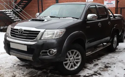 File:2015 Toyota HiLux Invincible D-4D 4X4 3.0 (1).jpg - Wikimedia Commons