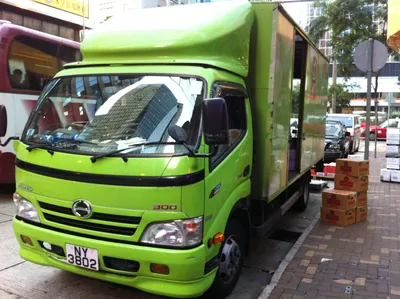 File:HK Wan Chai Gloucester Road green Toyota Dyna Hino 300 trucks  Nov-2012.JPG - Wikimedia Commons