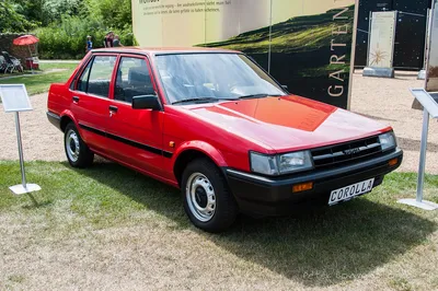 1986 Toyota Corolla GT-S (AE86) - Driving On LSD