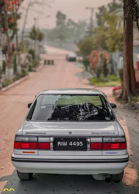 Тойота Королла 1988 в Биробиджане, Для своих лет показывает себя хорошо,  есть жизнение коцки но не критично, б/у, передний привод, седан, 1.5л.,  бензин, акпп