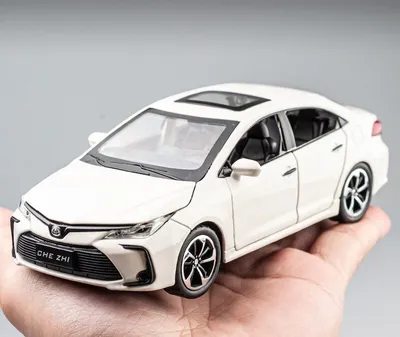 Toyota Corolla пошив салона натуральной и эко-кожей