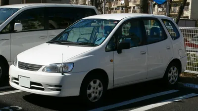 File:Toyota Corolla-Spacio 02.jpg - Wikipedia