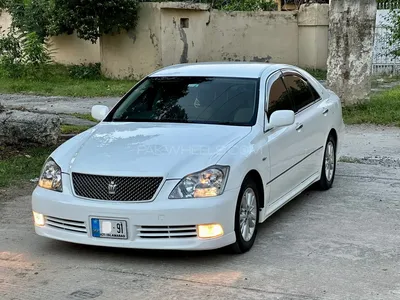 Toyota Crown 2005