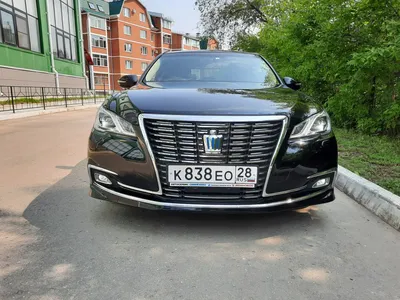 Toyota Crown 2015, 2.5 литра, Привет, присматривающие авто для  приобретения, и просто те, кому заняться нечем, вариатор, Седан