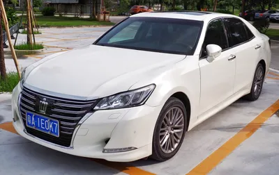 Toyota Crown (S210) 2.5 гибридный 2015 | Black Style на DRIVE2