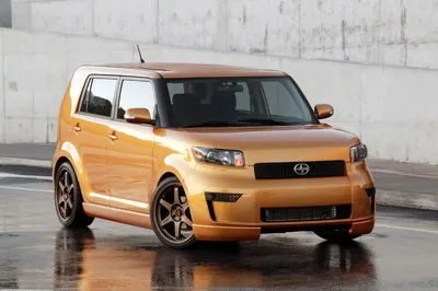 Toyota Corolla Rumion - Надежный квадрат за адекватные деньги - YouTube