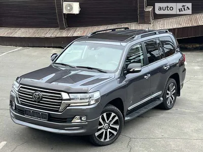 В России появилась Toyota Land Cruiser 300 GR Sport — ДРАЙВ