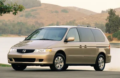 Honda Odyssey Vs. Toyota Sienna: Minivan Matchup