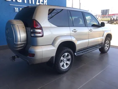 Used Toyota Prado 2007 V4 Ref#213 2007 for sale in Sharjah - 229934