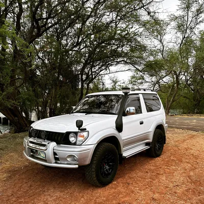 Toyota Land Cruiser Prado 90 Stock Photo - Download Image Now - Car, Old,  The Past - iStock