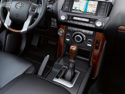 Toyota Prado 150 Перетяжка салона с изменением анатомии сидений