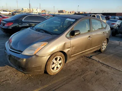 Just test drove 2007 Toyota Prius · Touring Hatchback 4D - Rides great and  very clean interior - Worried about high mileage - 185,000 miles :  r/whatcarshouldIbuy