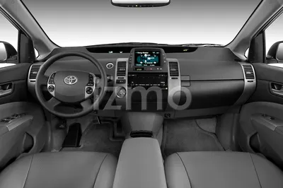 2008 toyota prius touring | izmostock